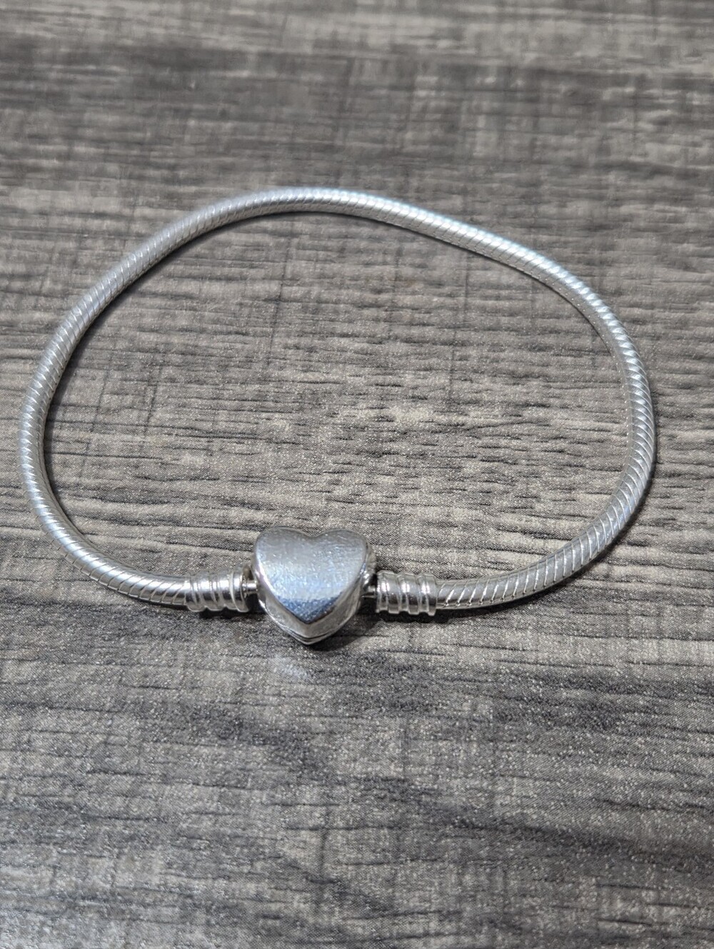 Authentic Pandora Moments Engravable Heart Clasp Snake Chain Bracele